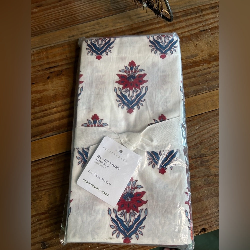 Pottery Barn/ Floral Block Print Napkins